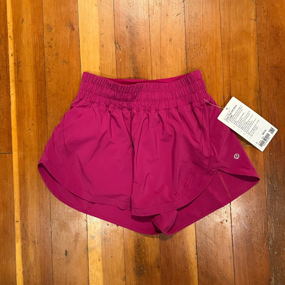 Lululemon High Rise 3” Track That short